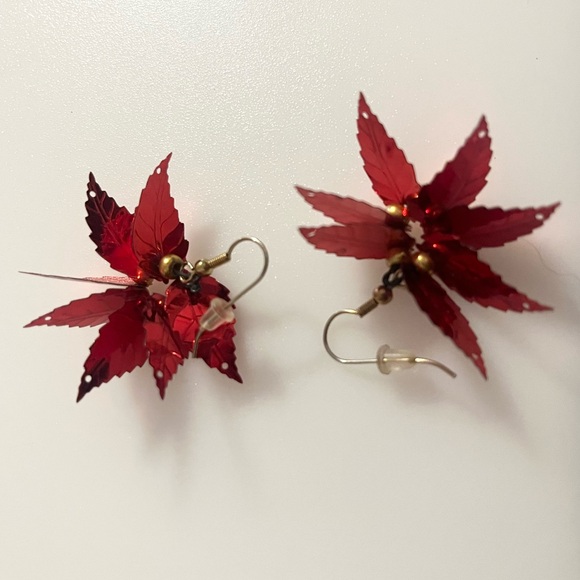 Foil Leaf Poinsettia Dangle Earrings Christmas Holiday Earrings - Picture 16 of 16